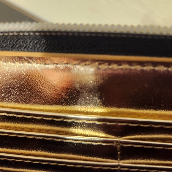 EUC Betsey Johnson spotted wallet - Picture 13 of 13